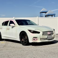 2015 Infiniti Q50