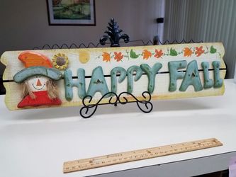 Adorable Wooden Fall sign.