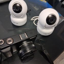  3 Video cameras 100$
