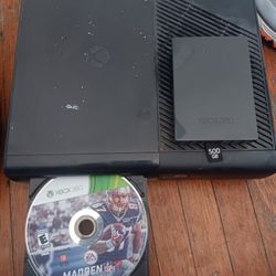 Xbox 360 E CONSOLE with 500gig Hard Drive And One Game 