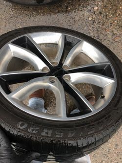 2019 Dodge Charger RT wheels 20's