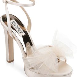 Badgley Mischka Women's Sophie Platform Sandal with Tulle Flower Heeled