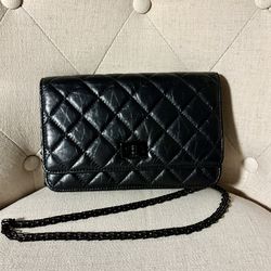 Chanel Reissue 2.55 Wallet On A Chain
