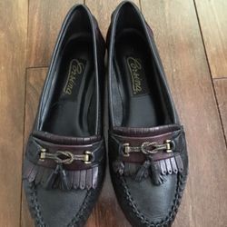 New, Black, Women’s, Leather Shoes in size 8 1/2