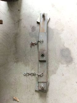 Pittsburgh Automotive 2 Ton Floor Jack Cross Beam