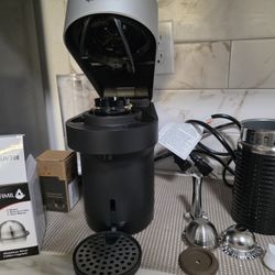 Nespresso And Froth W Resuable Pods