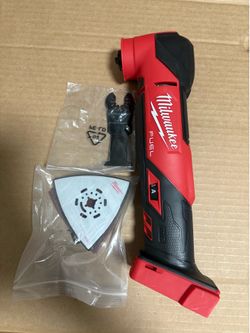 Milwaukee M18 Fuel Brushless Cordless Multi-tool  New