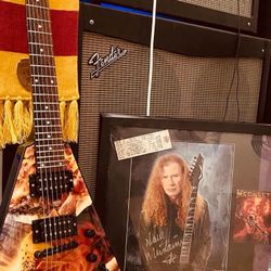 TRADE FOR GUITAR OR BASS!!!Dean Flying V End Game Signature Dave Mustain Megadeth
