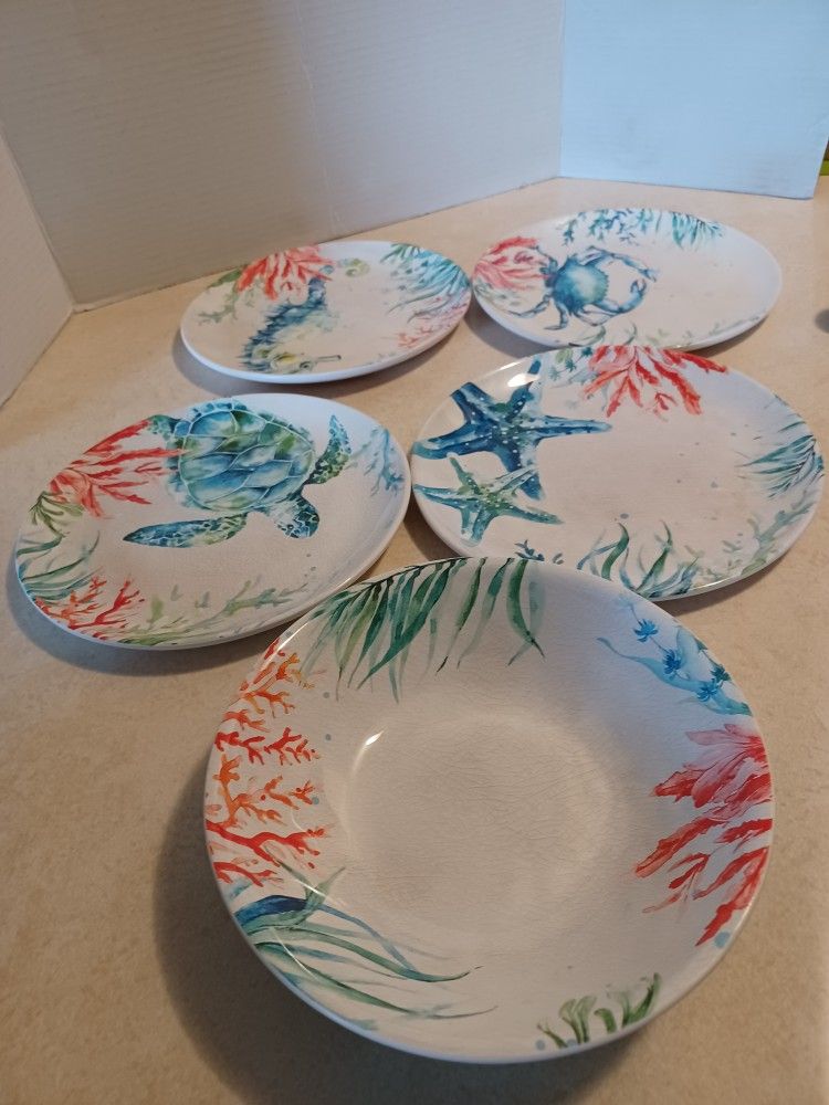 Sea Life Aqua Blue New Plates 5pc.