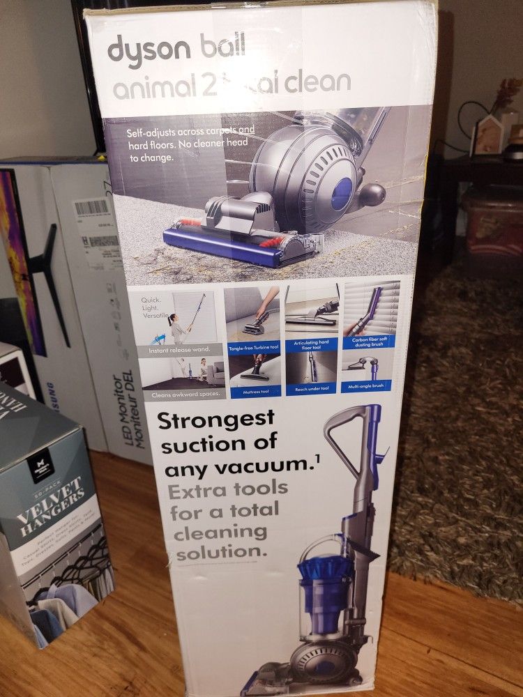 Dyson Vacuum 