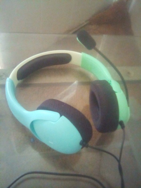 Headphones
