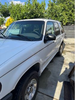 1998 Ford Explorer