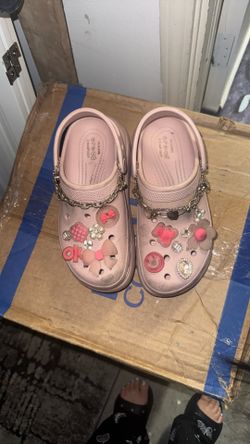 Shimmer Crocs Pink Size 6 