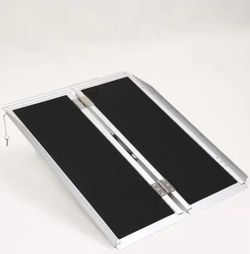 4FT Wheelchair Ramp Non-Slip Portable Aluminum Alloy Ramp
