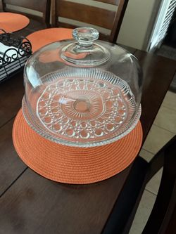 Glass Cake Stand with Dome Cover