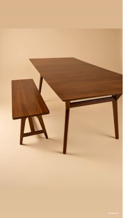 West elm Mid-Century Extendable Dining Table
