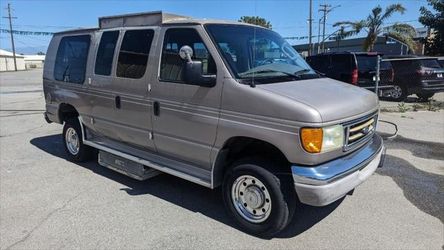 2003 Ford E-250