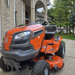 RIDING LAWN MOWER