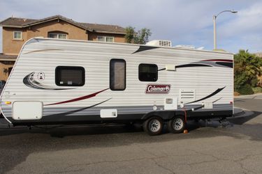 COLEMAN EXPEDITION 2013 CT233QB RV