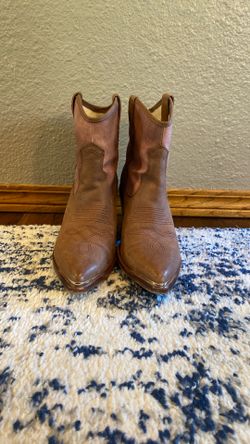 Dolce Vita Womens Boots Size 7.5