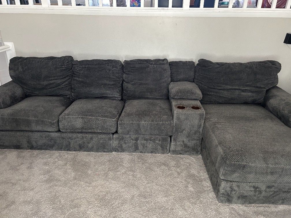 4 PC Sectional