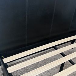 Queen Size Bed Frame with headboard 