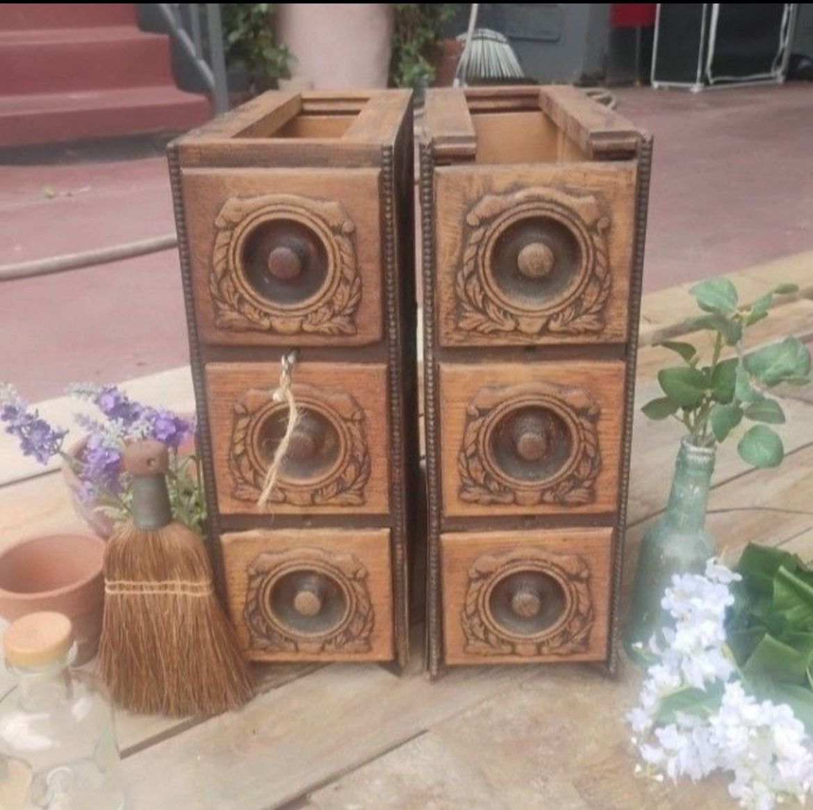 Vintage Sewing Drawers Have A Key