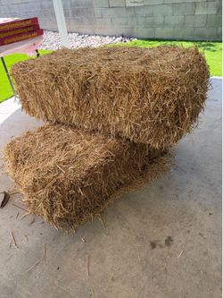 FREE Straw Bales