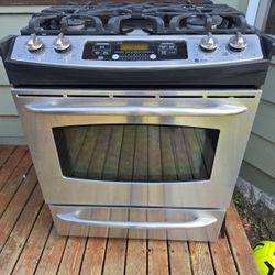 Gas Oven For Sale