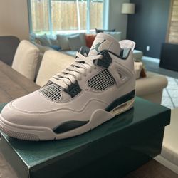 Jordan 4 Oxidized Green-White