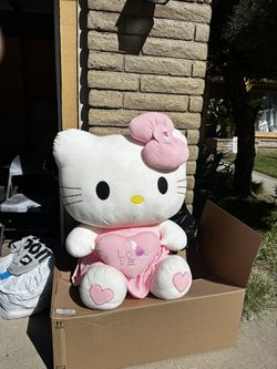Huge extra large hello kitty plushy