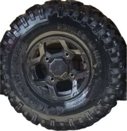 Polaris Rzr wheels and tires