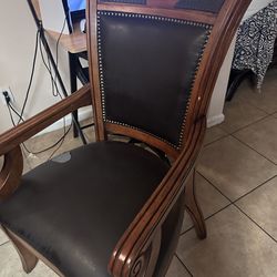 Glass table and 5 chairs