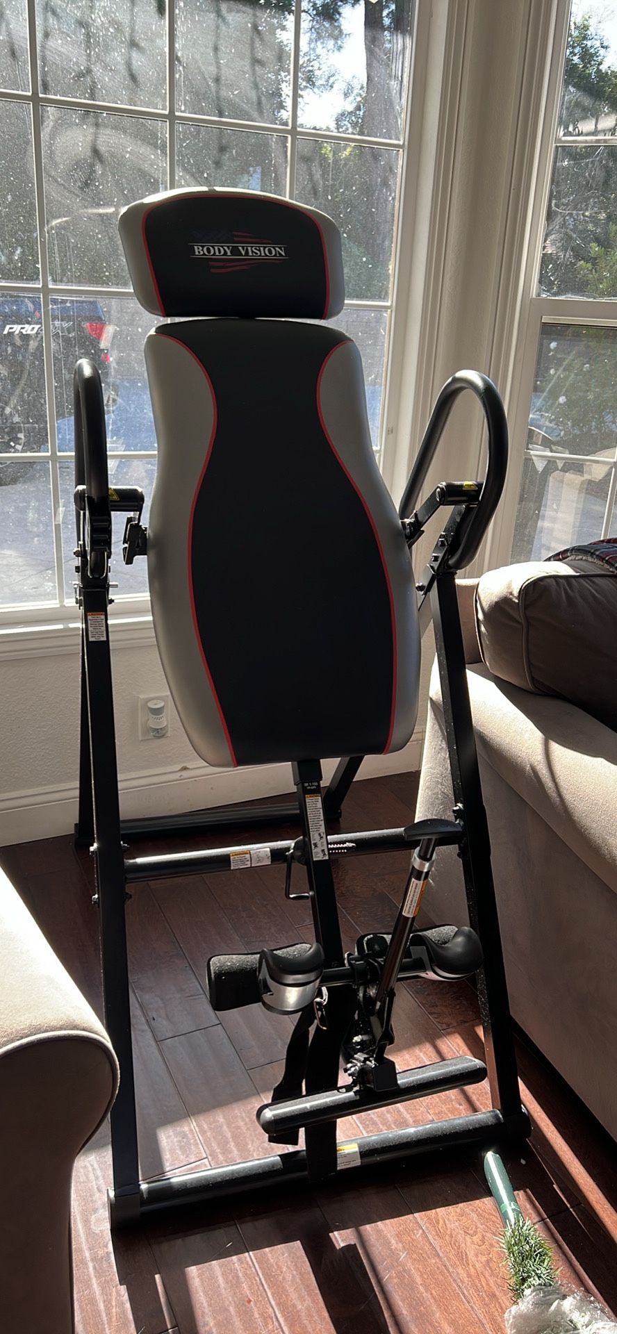 Body vision IT 9695 – G deluxe heavy duty, therapeutic inversion table with adjustable headrest as