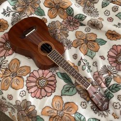 Electric Ukulele Oscar Schmidt Tenor