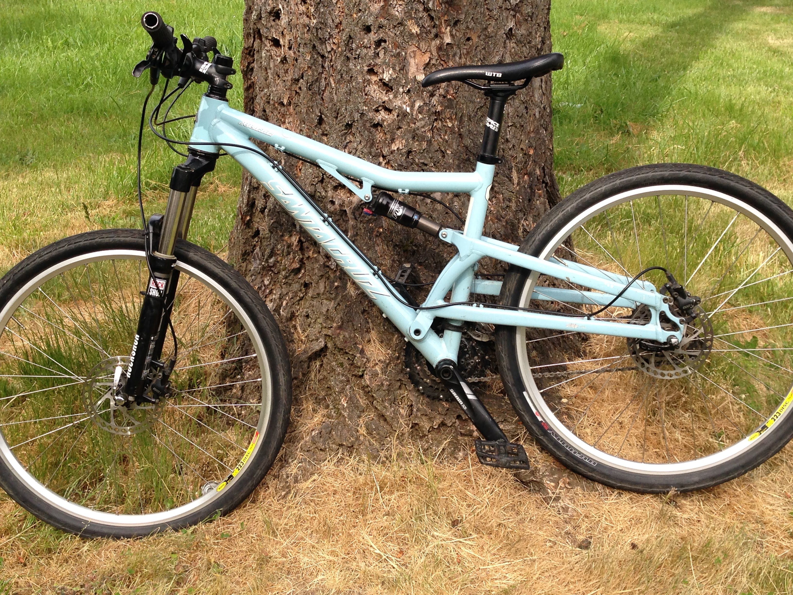 26" Santa Cruz Juliana mountain bike