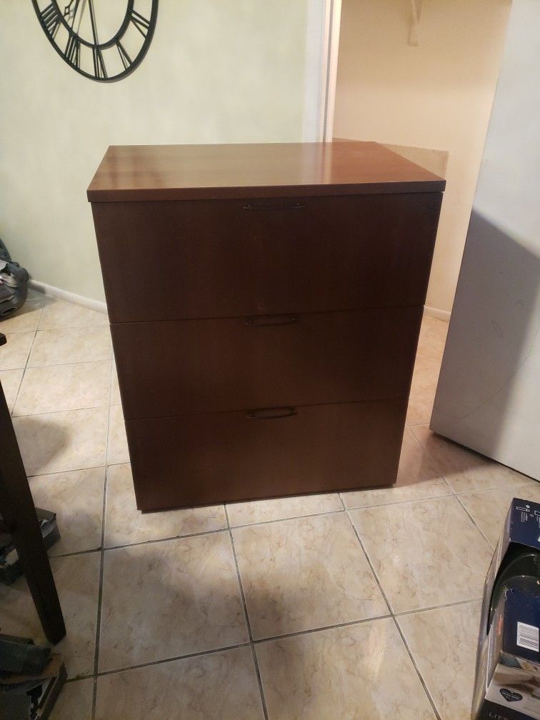 3 drawer dresser