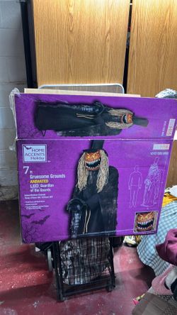 Guardian of the gourds Halloween decoration