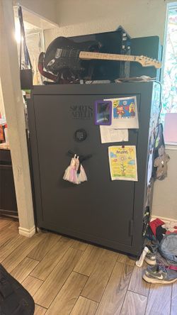 Almost new safe paid $1200