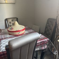 Dining Table With 6 Chairs 