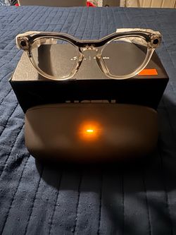 Authentic new Oakley HSTN
