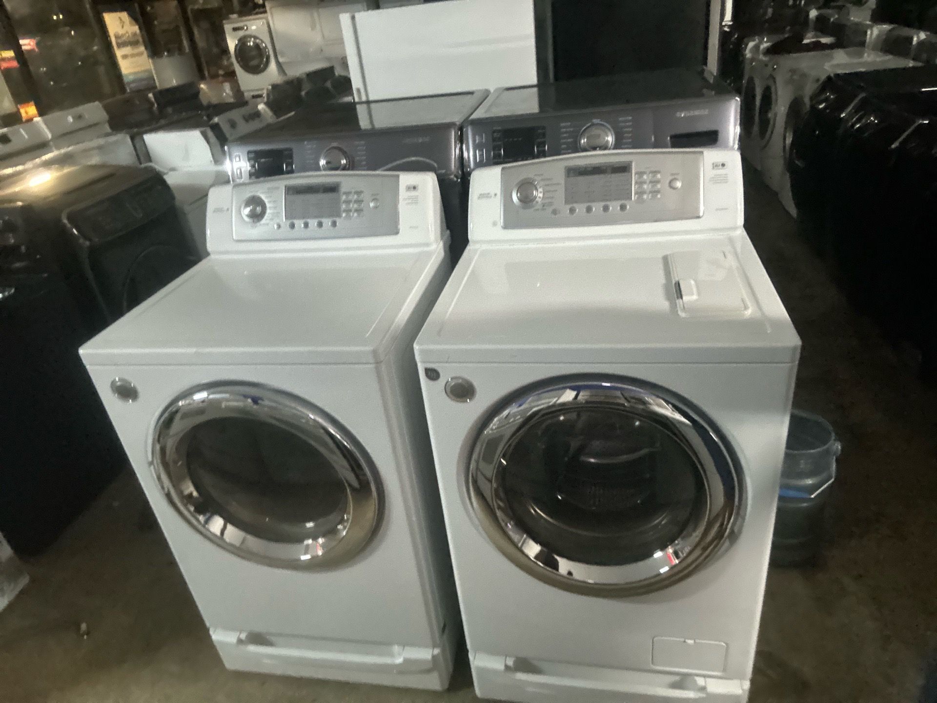 LG WASHER AND DRYER