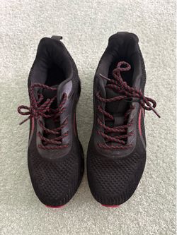 Women's Black Red Running Shoes Sneakers Size US 7.5 EU 38 Smoke Pet Free Home