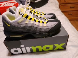 Nike Air Max 95 OG Neon (2020) In Size 11.5 for Sale in Corona, CA