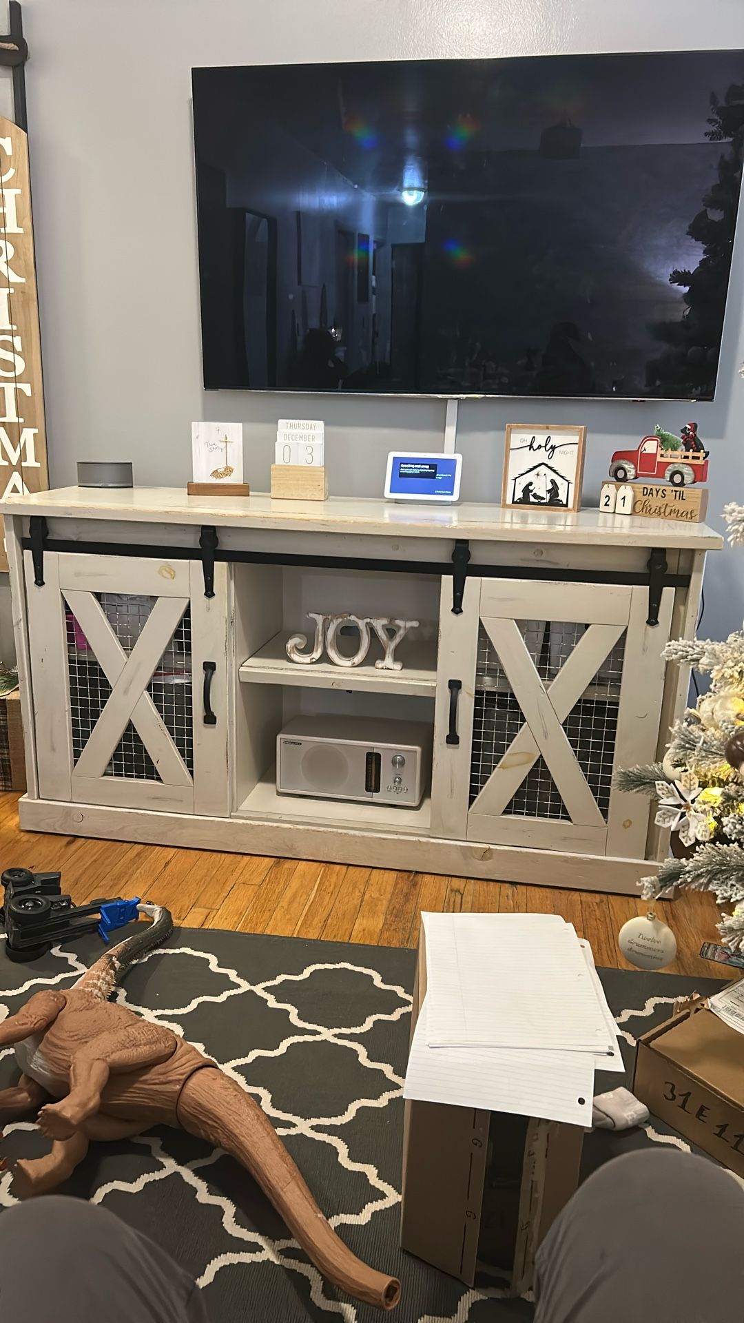Farm Style Tv Stand