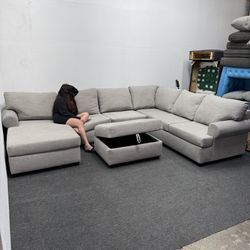 Large Light Grey Sectional with Ottoman Storage ***Clean af*** - Can Deliver