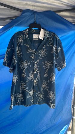 Men's Short Sleeve Floral Embroidered Camp Shirt