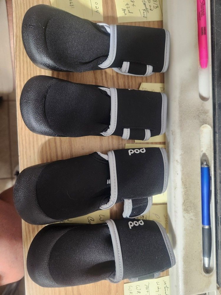 Dog Shoes 
