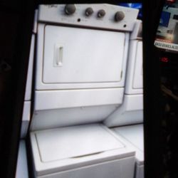 Whirlpool 27" Stacked Washer Dryer Gas