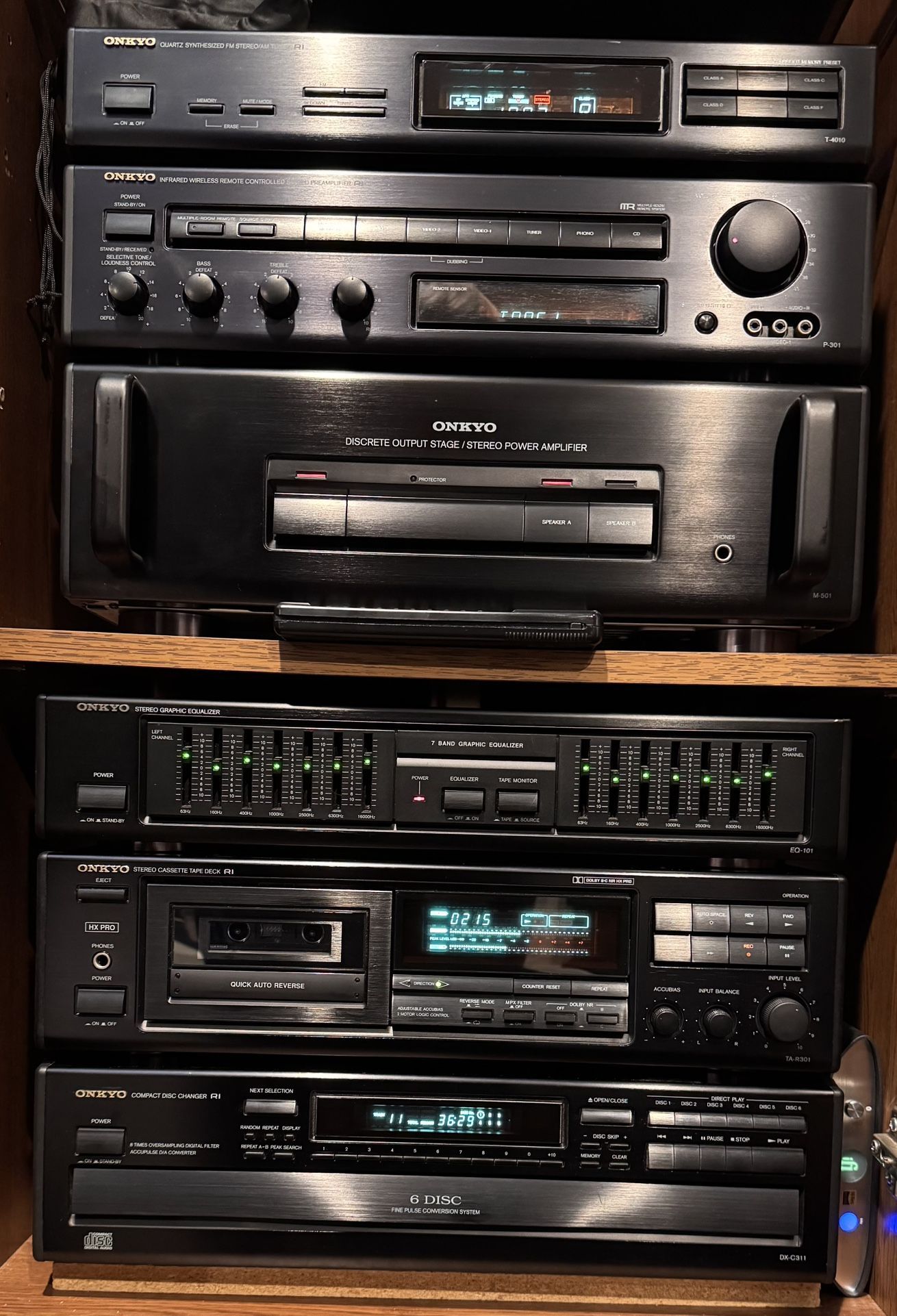 Onkyo Stereo Component System With 150 Watts Per Channel